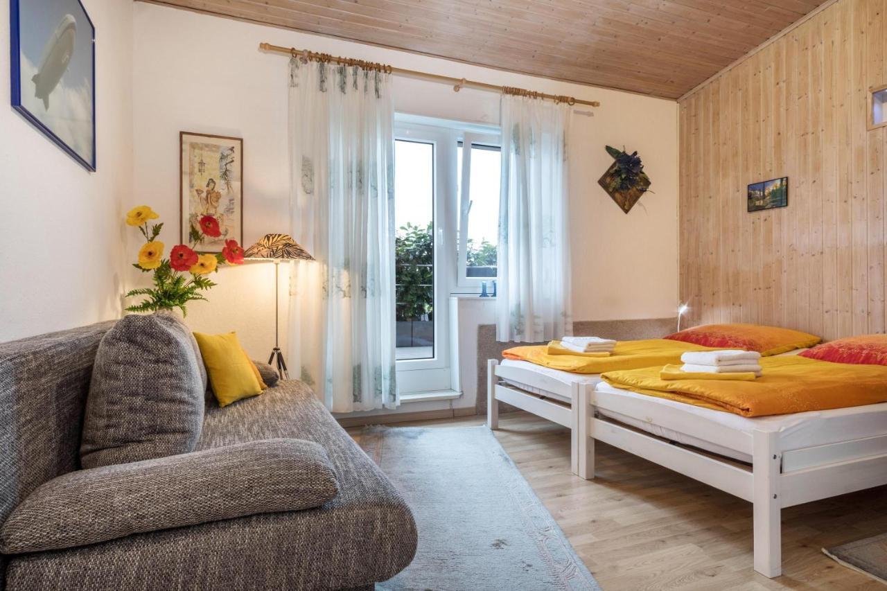 Apartamento B Und E Roeck Meckenbeuren Exterior foto